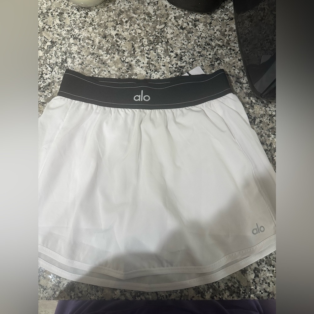 White Alo Yoga Match Point Tennis Skirt NWT